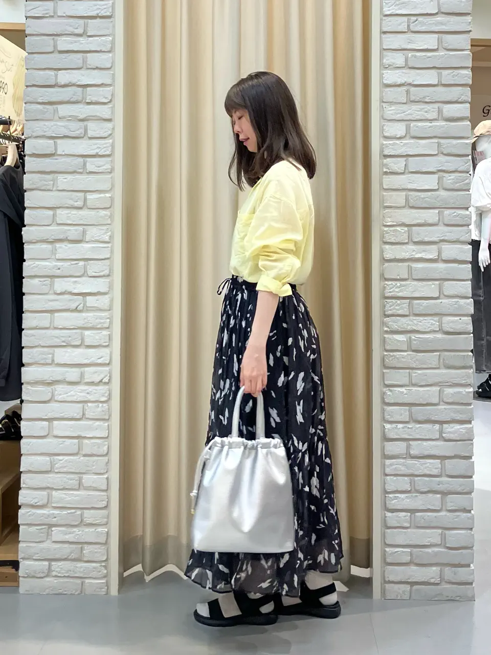 ONWARD CROSSET SELECT 檀 コーディネート画像