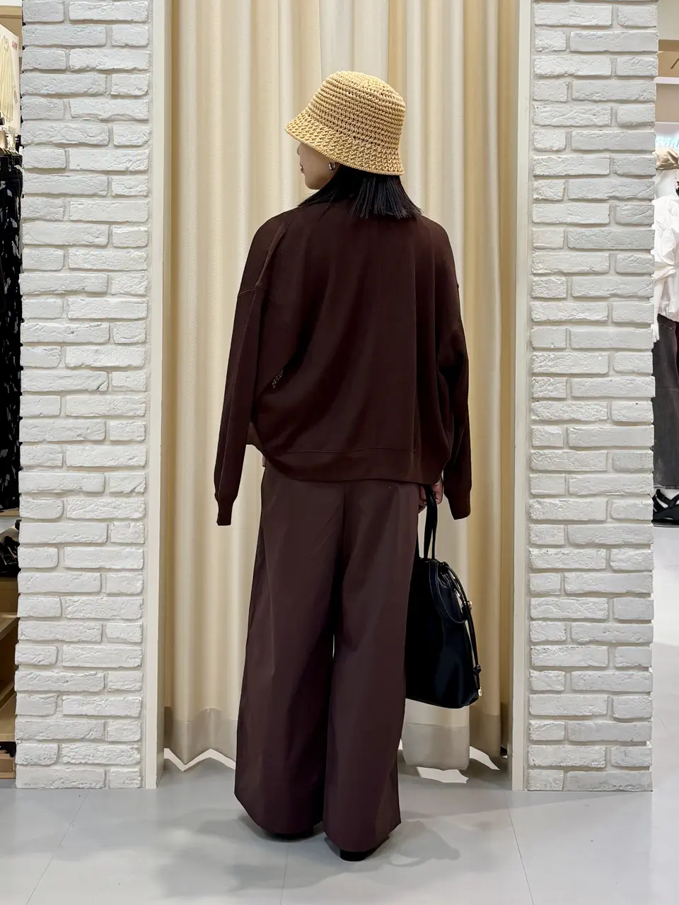 ONWARD CROSSET SELECT 服部 コーディネート画像