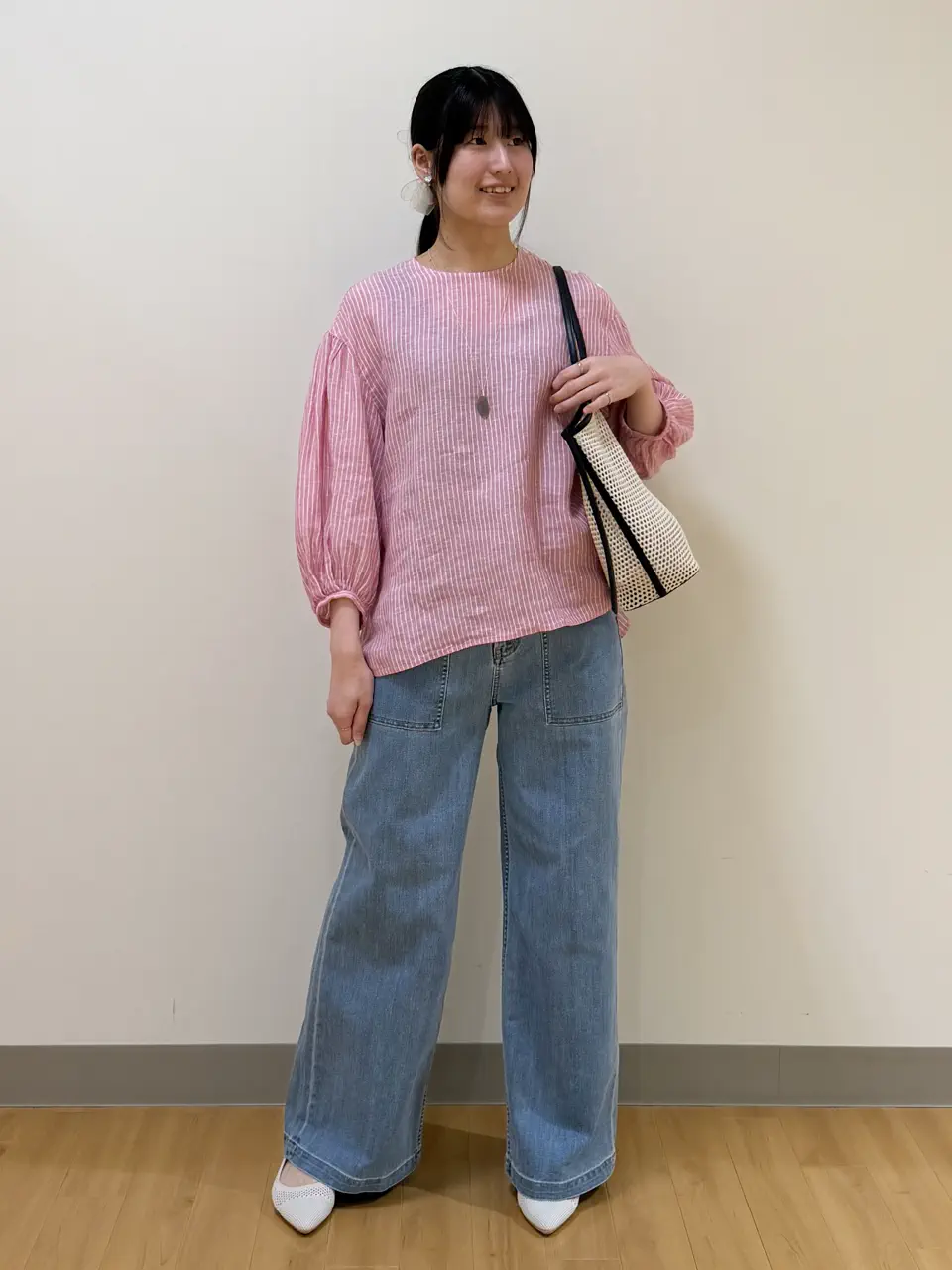  Aina コーディネート画像