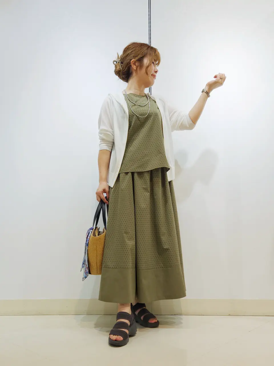 ONWARD CROSSET SELECT 中野 コーディネート画像