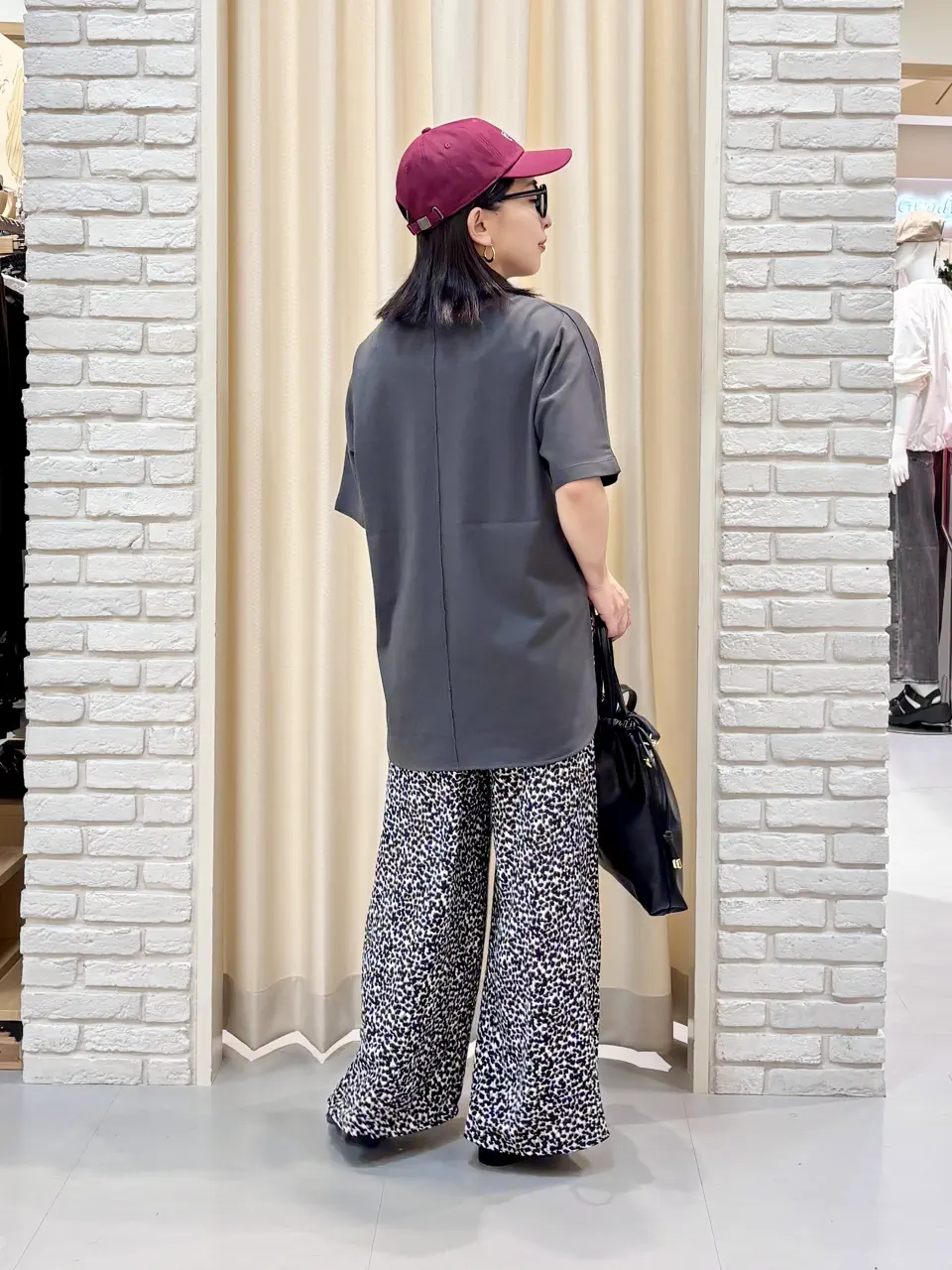 ONWARD CROSSET SELECT 服部 コーディネート画像