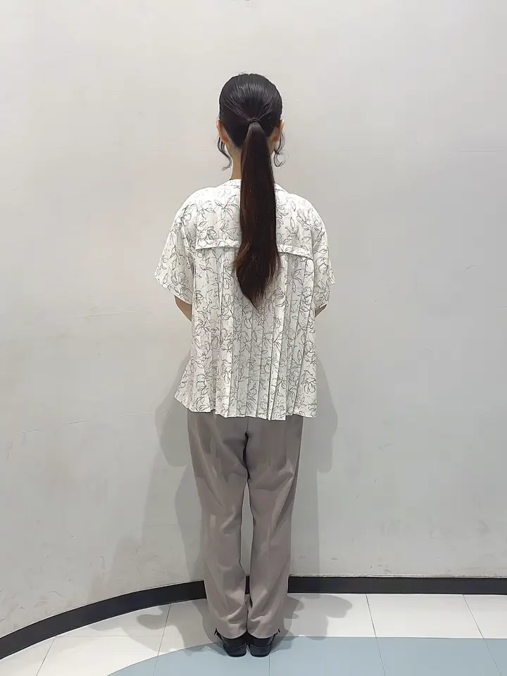 ONWARD CROSSET SELECT 安田 コーディネート画像