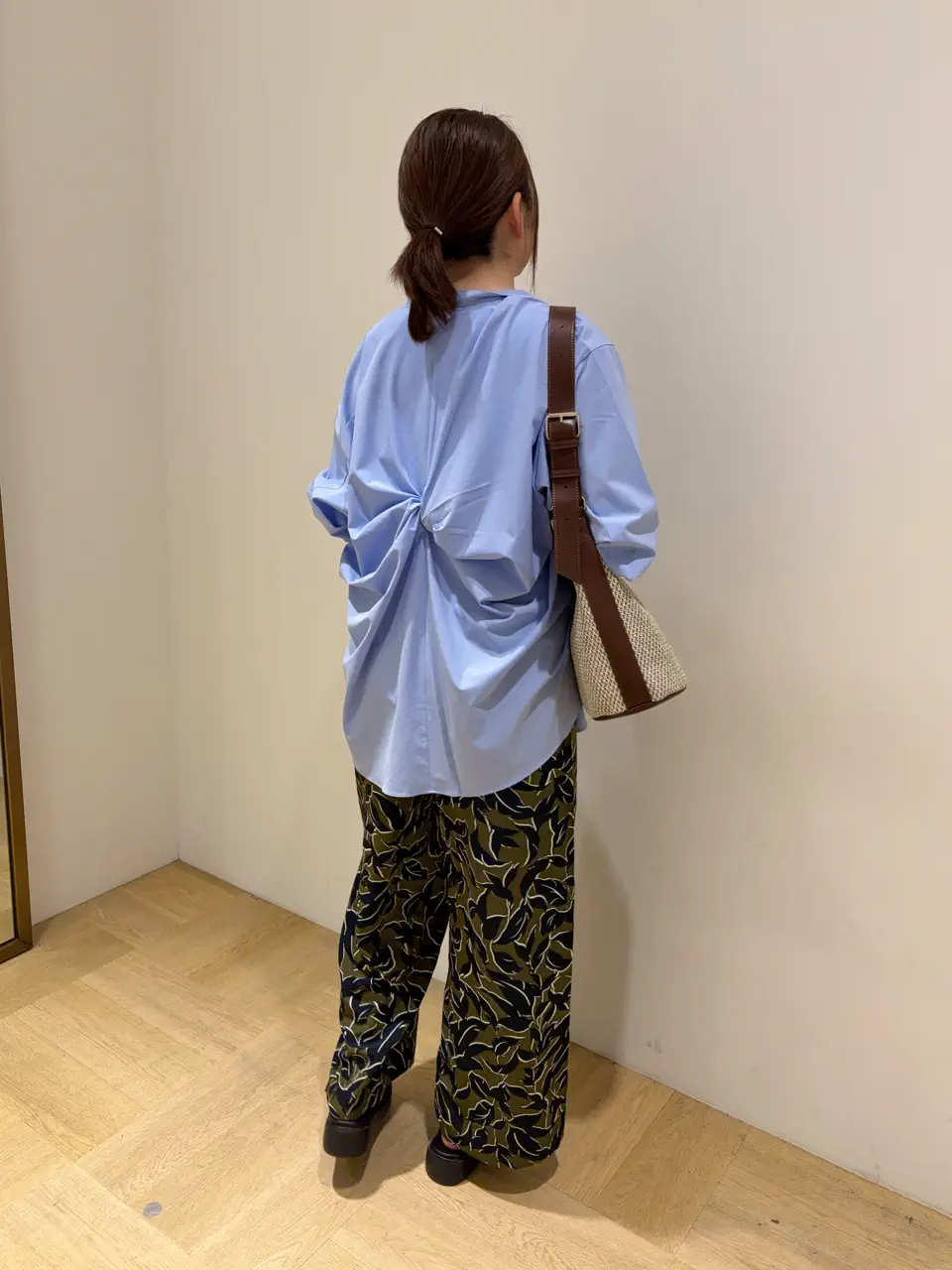 ONWARD CROSSET SELECT 尾野 コーディネート画像