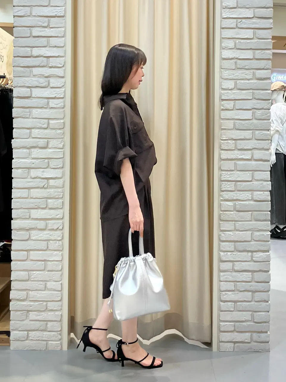 ONWARD CROSSET SELECT 檀 コーディネート画像