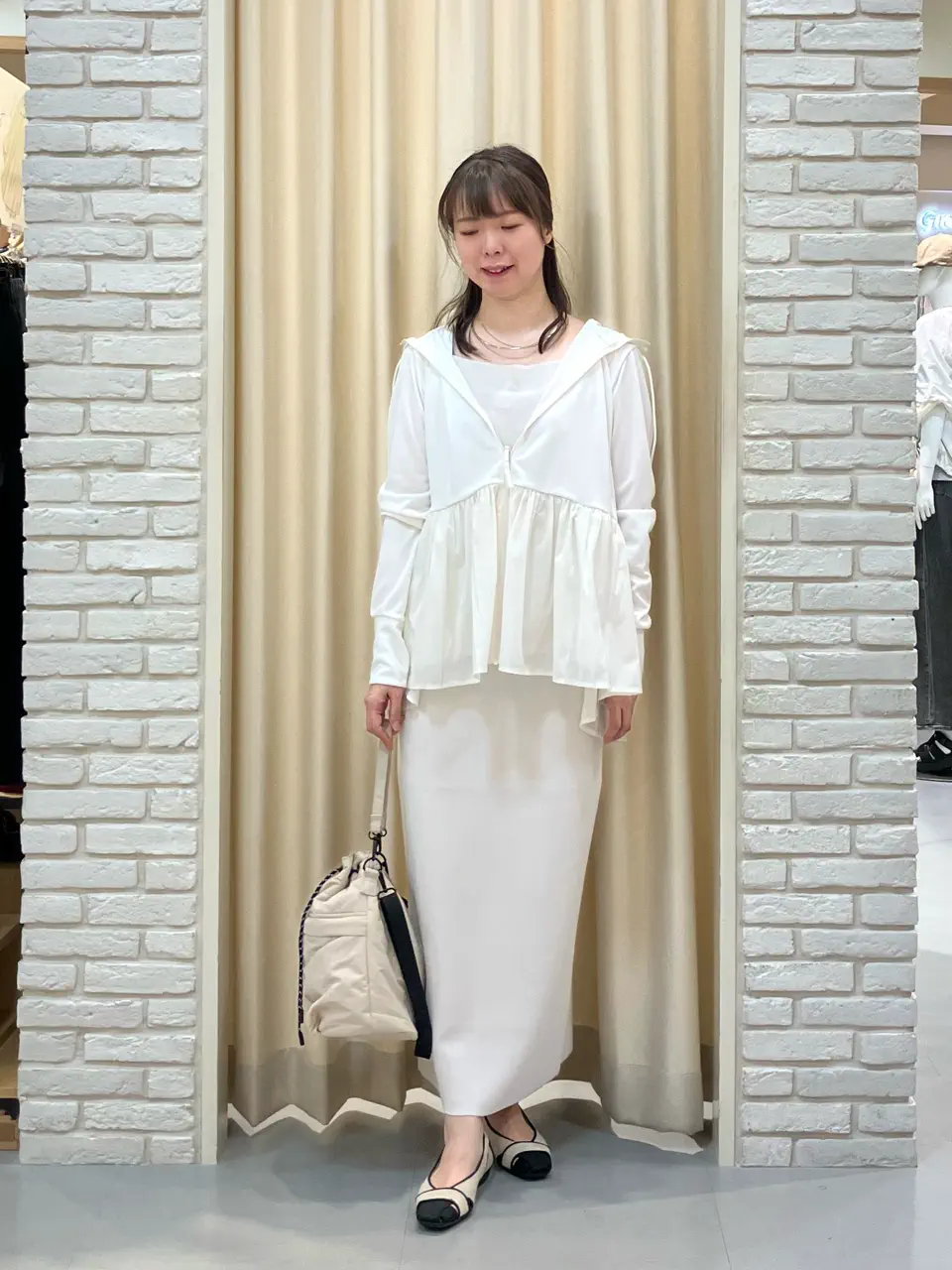 ONWARD CROSSET SELECT 檀 コーディネート画像
