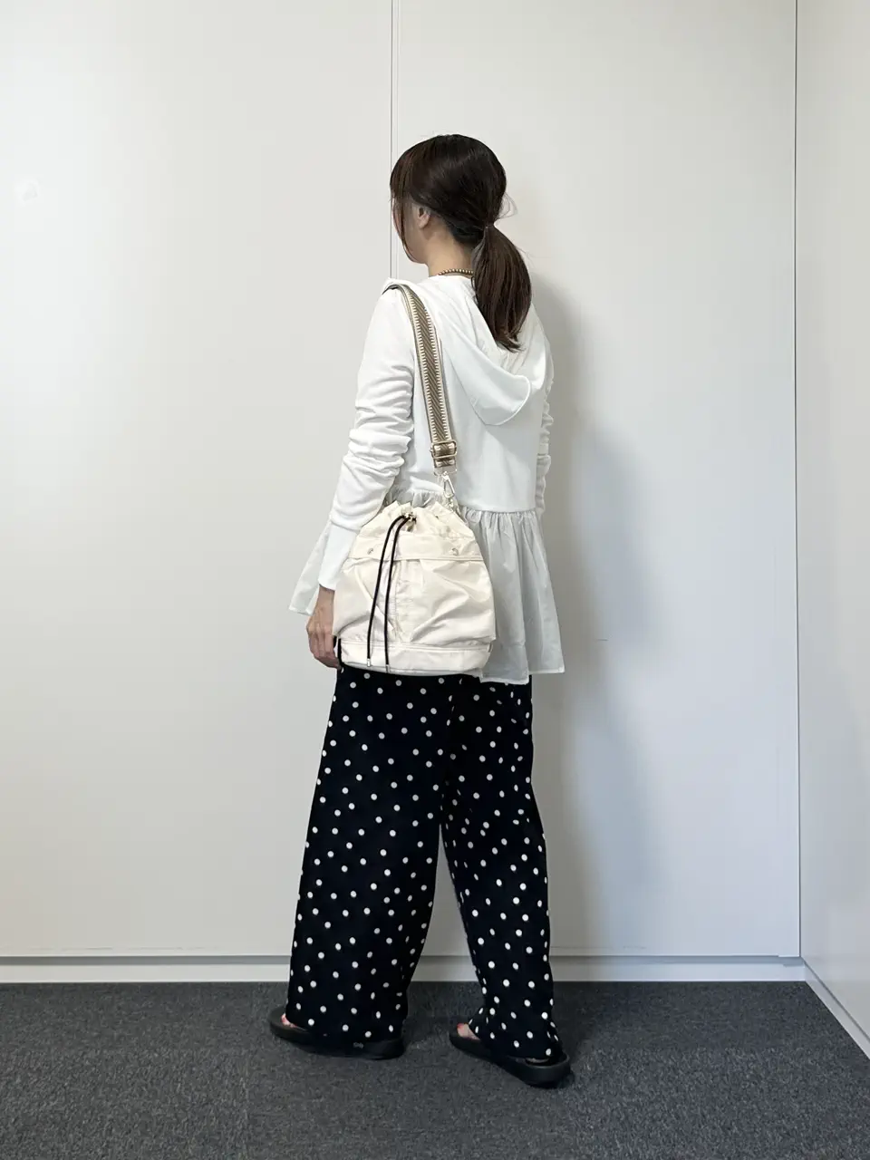 ONWARD CROSSET SELECT SAKAI コーディネート画像