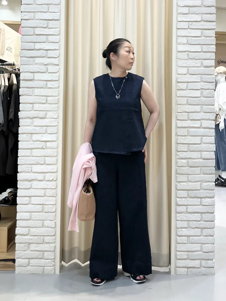 ONWARD CROSSET SELECT 中野 コーディネート画像