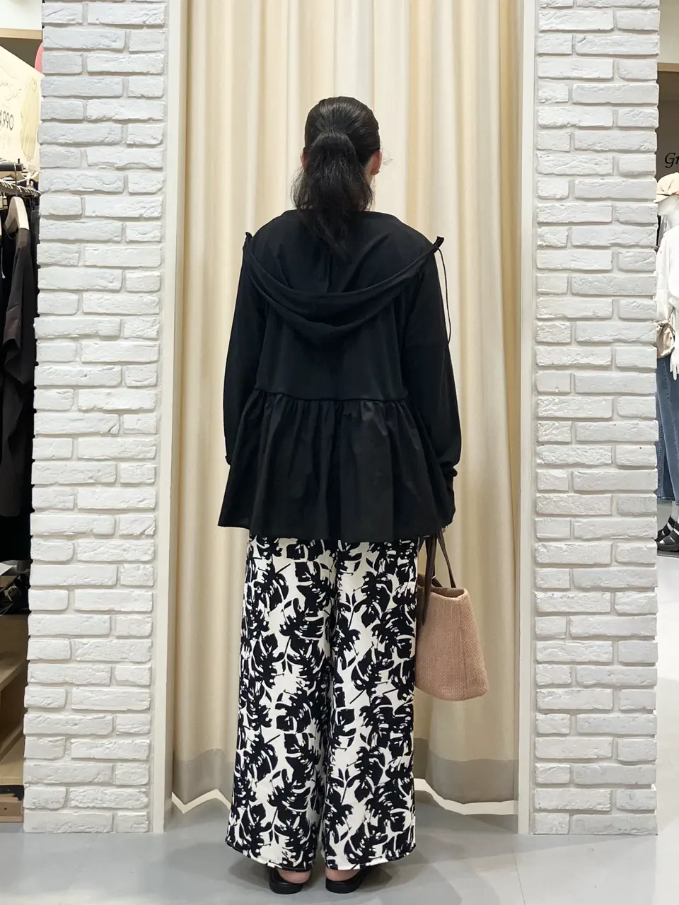 ONWARD CROSSET SELECT 中野 コーディネート画像