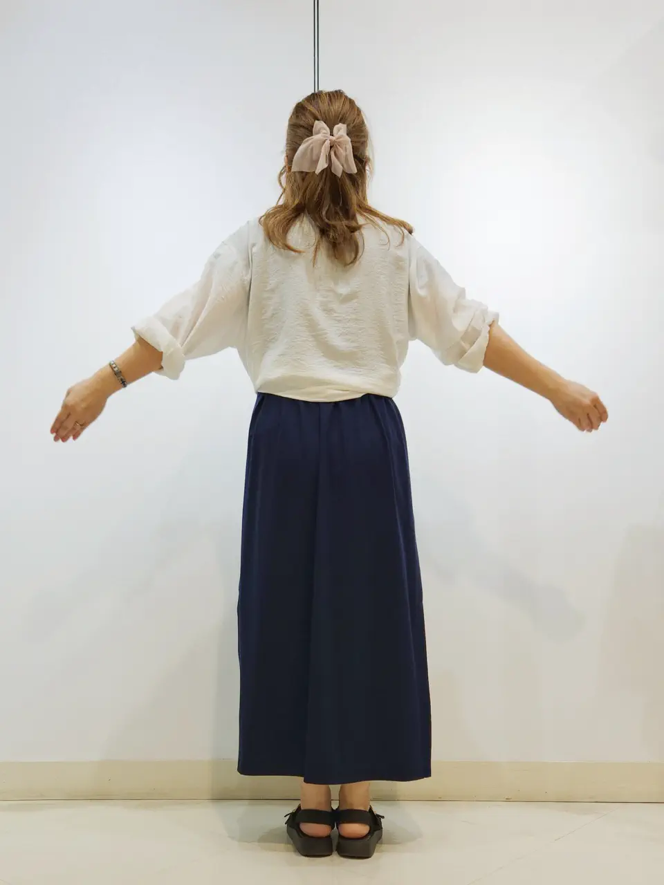 ONWARD CROSSET SELECT 中野 コーディネート画像