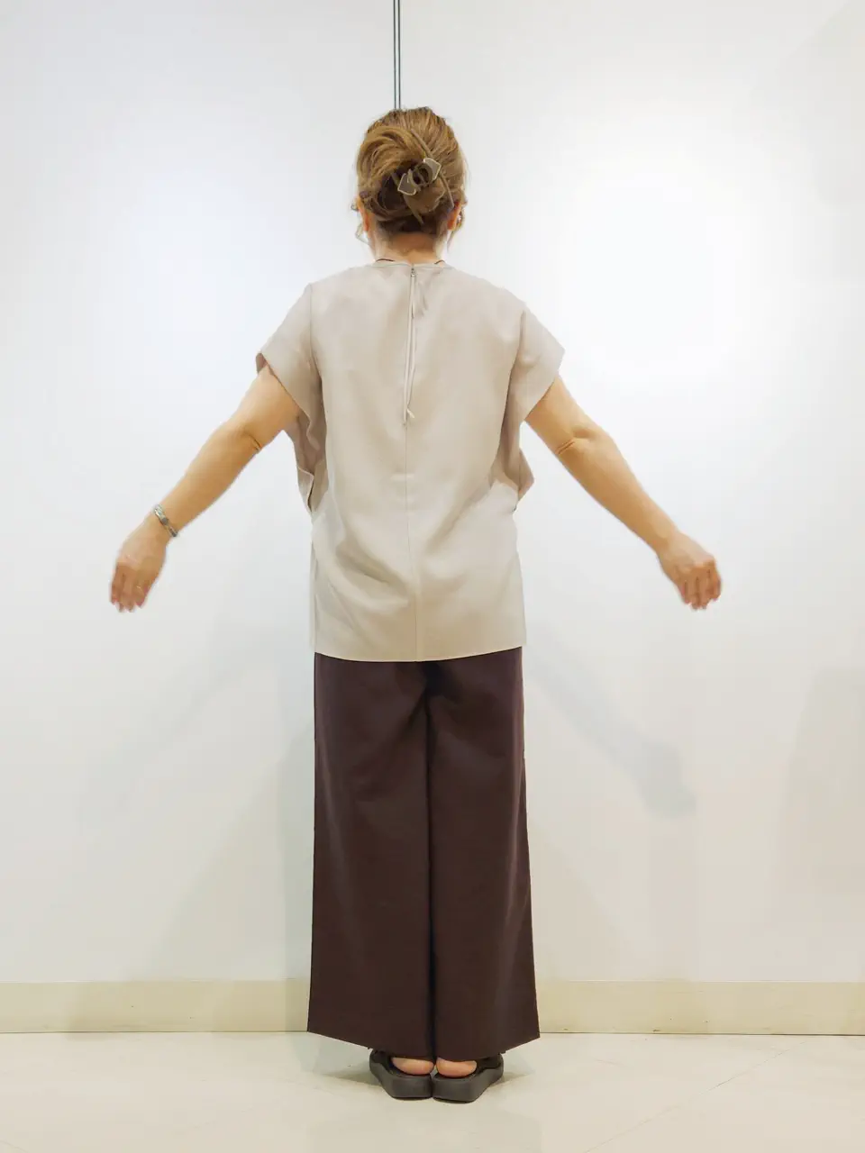ONWARD CROSSET SELECT 中野 コーディネート画像