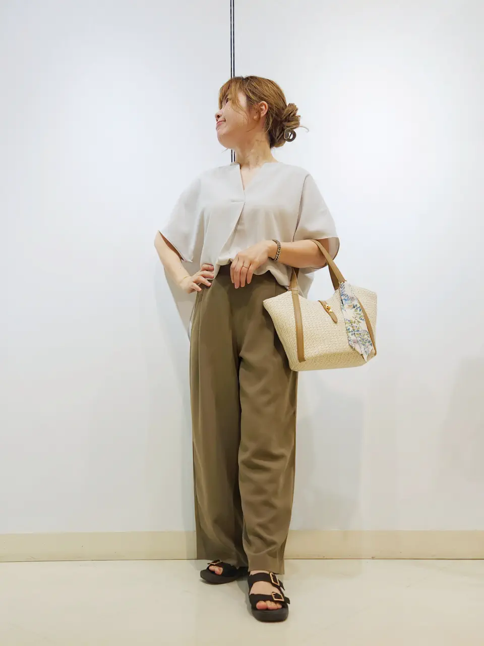 ONWARD CROSSET SELECT 中野 コーディネート画像
