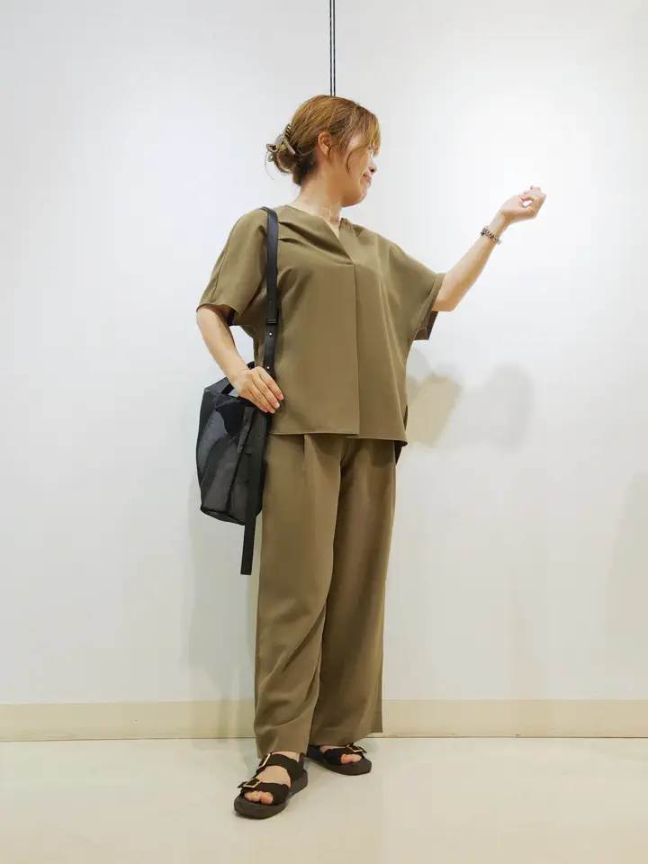 ONWARD CROSSET SELECT 中野 コーディネート画像