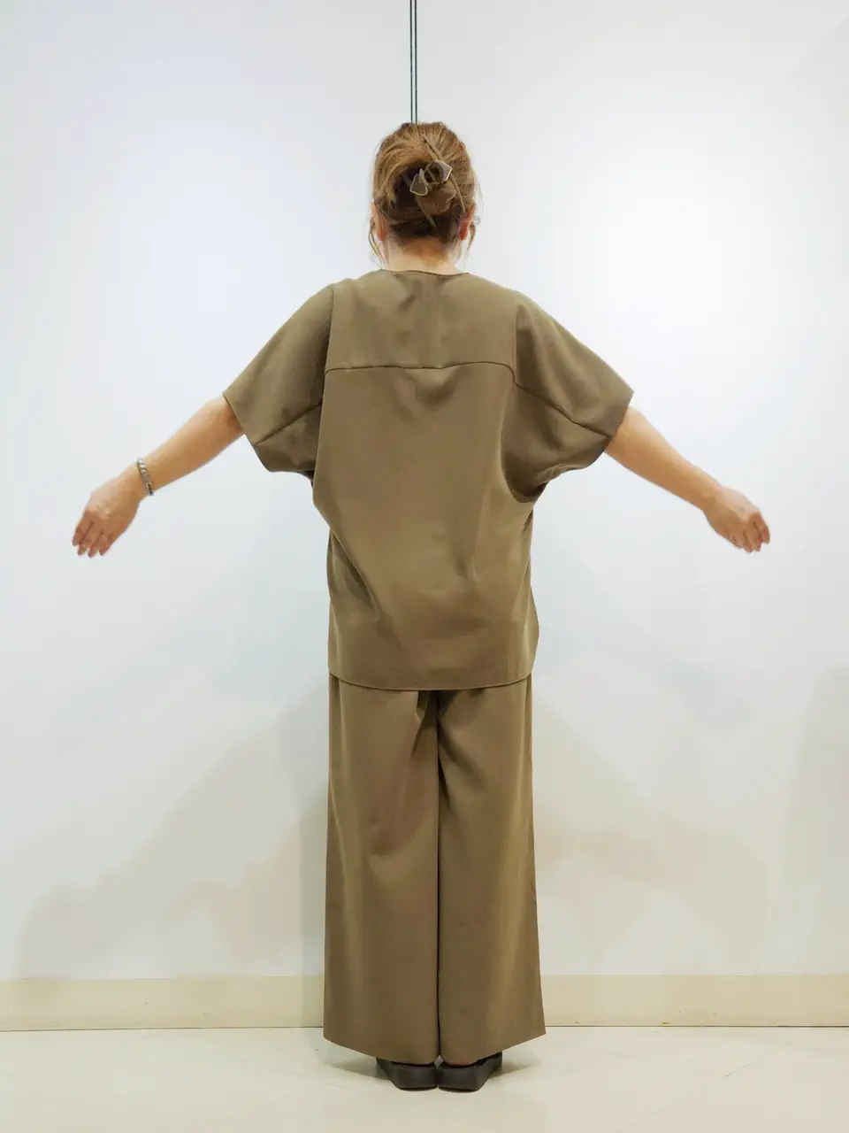 ONWARD CROSSET SELECT 中野 コーディネート画像