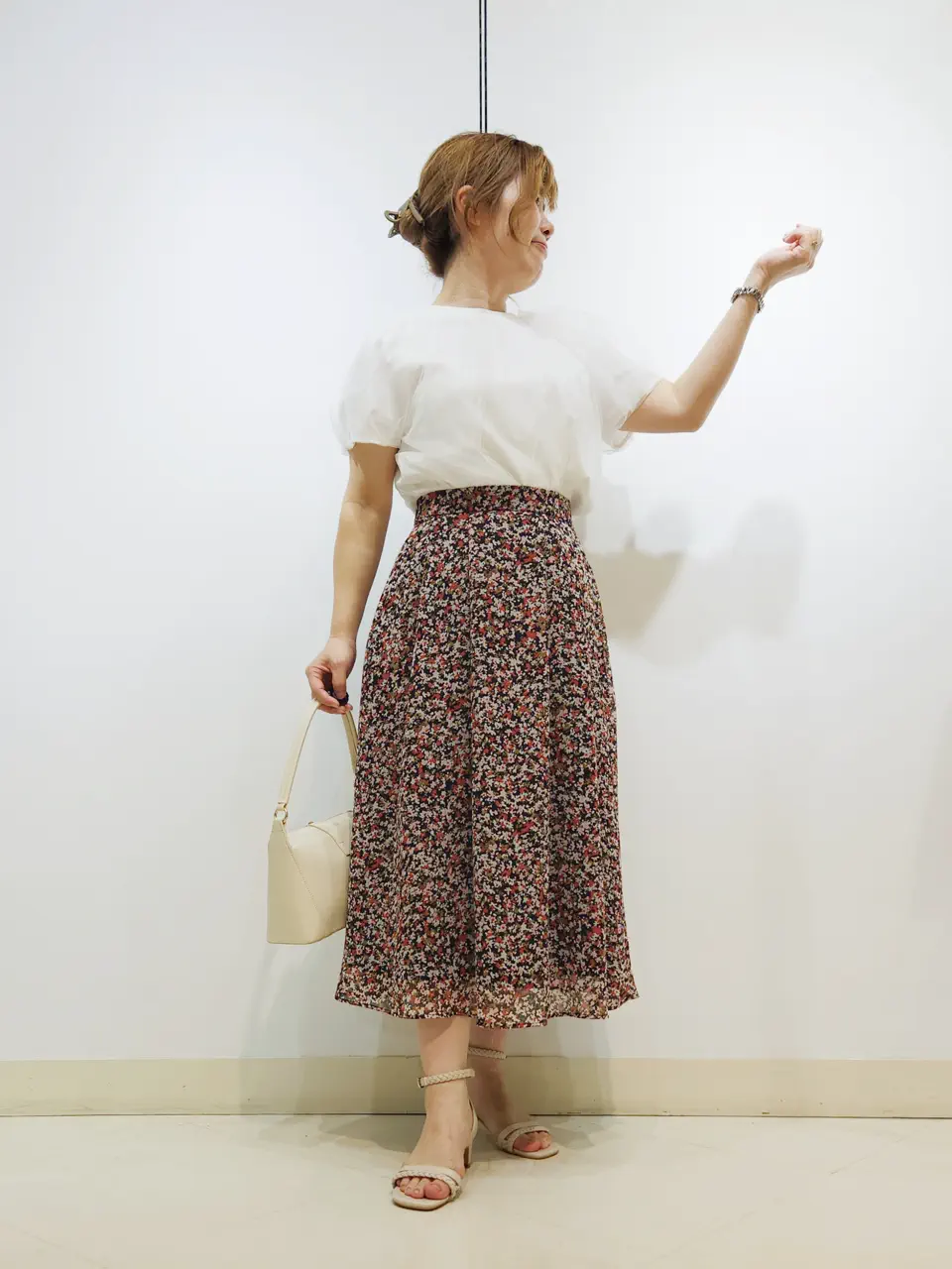 ONWARD CROSSET SELECT 中野 コーディネート画像
