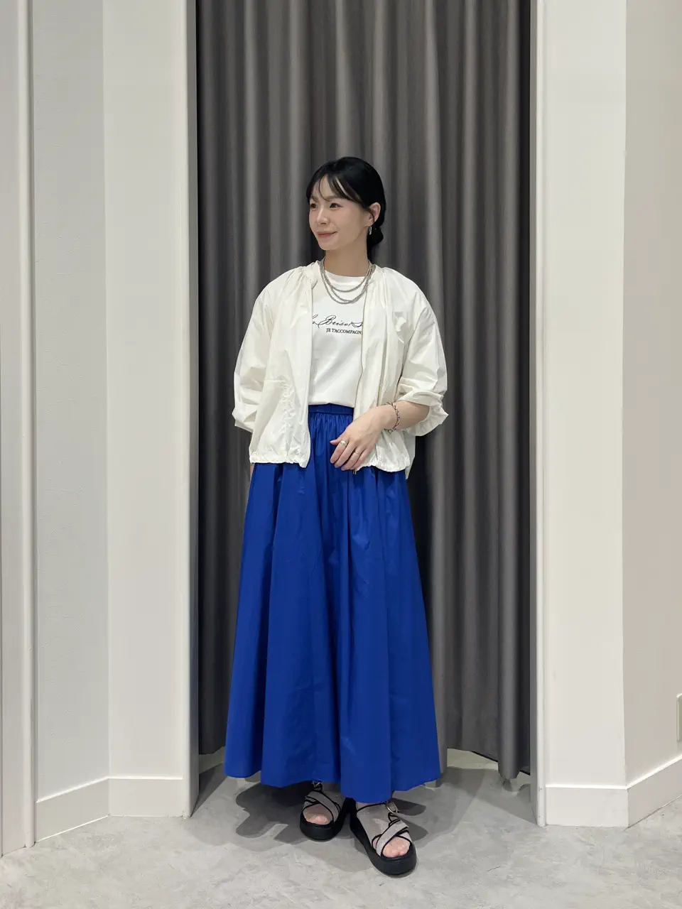  AI コーディネート画像
