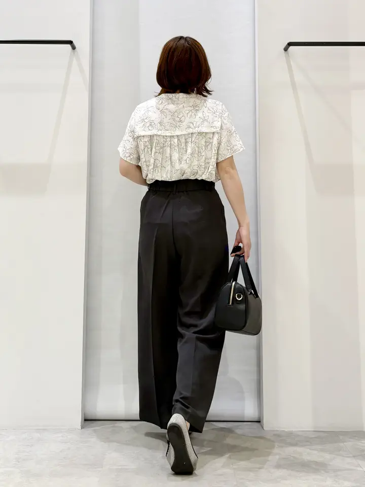 ONWARD CROSSET SELECT 横田 コーディネート画像