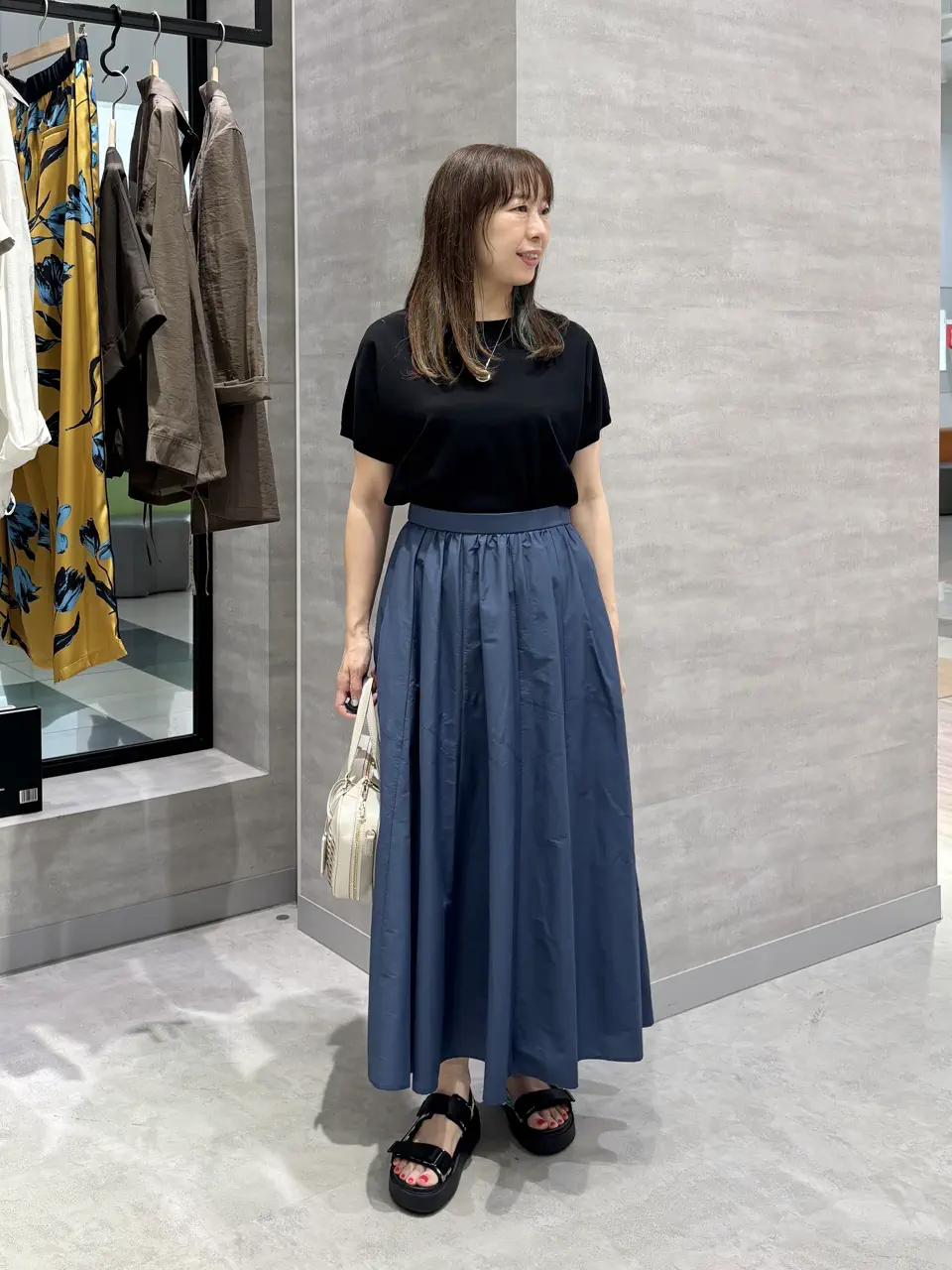 ONWARD CROSSET SELECT SAKAI コーディネート画像