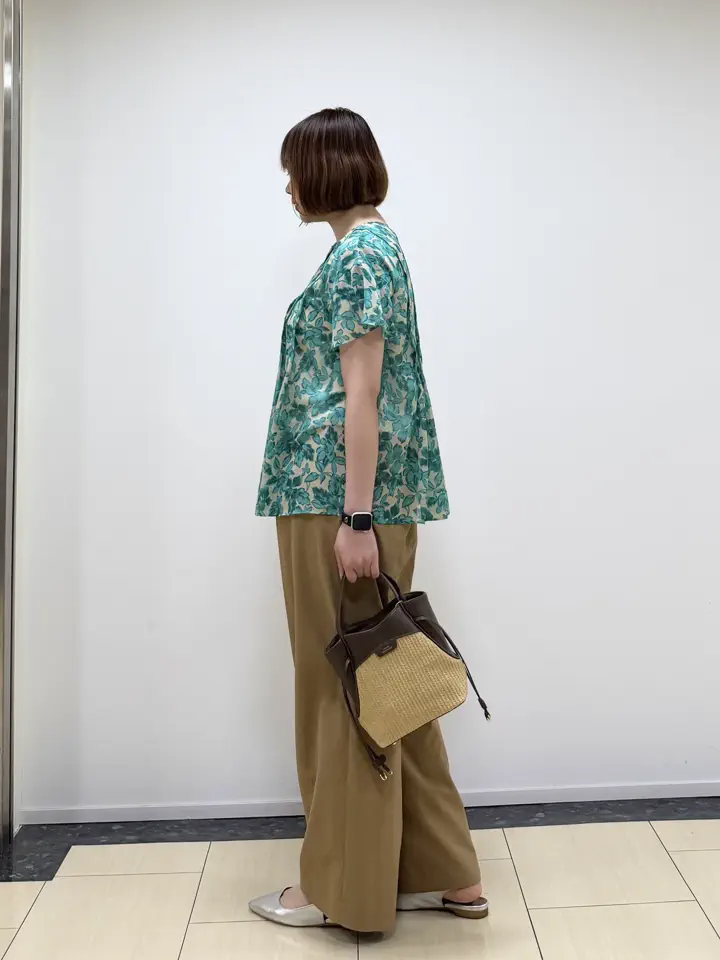ONWARD CROSSET SELECT スタッフT コーディネート画像