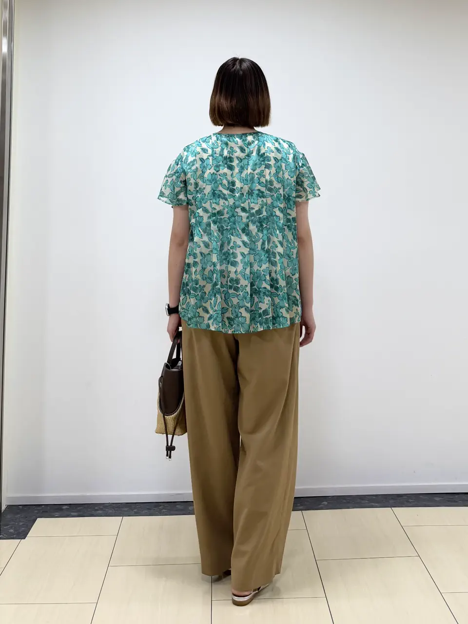 ONWARD CROSSET SELECT スタッフT コーディネート画像