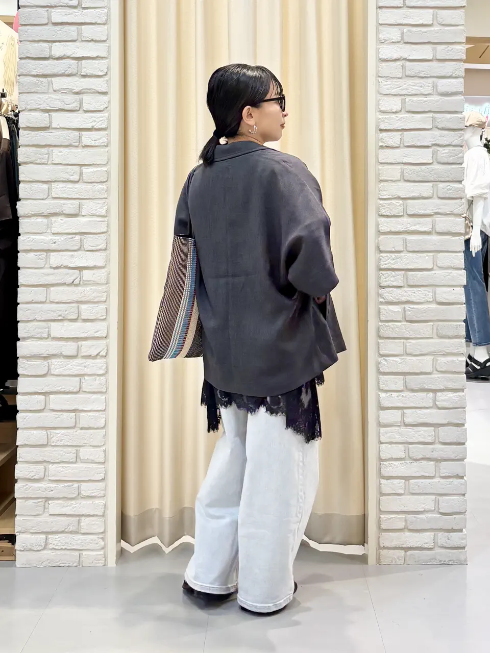 ONWARD CROSSET SELECT 服部 コーディネート画像