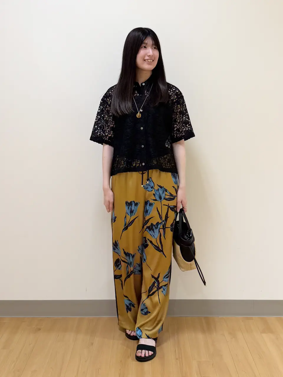 ONWARD CROSSET SELECT Aina コーディネート画像
