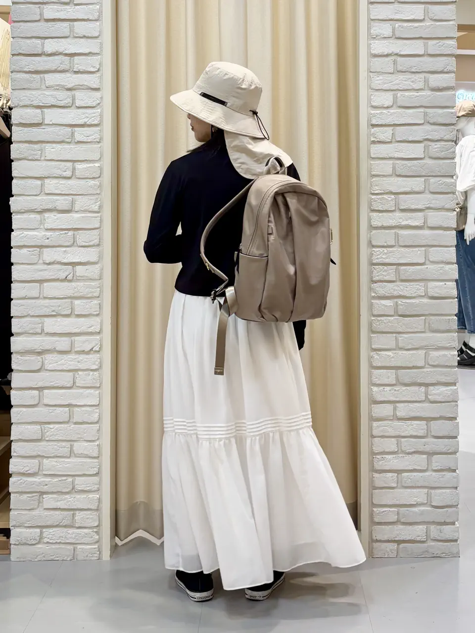 ONWARD CROSSET SELECT 服部 コーディネート画像