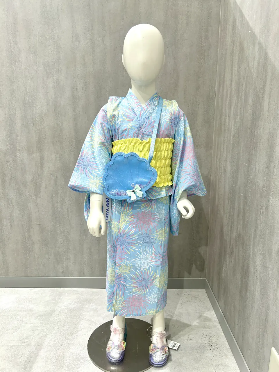  秋葉 コーディネート画像