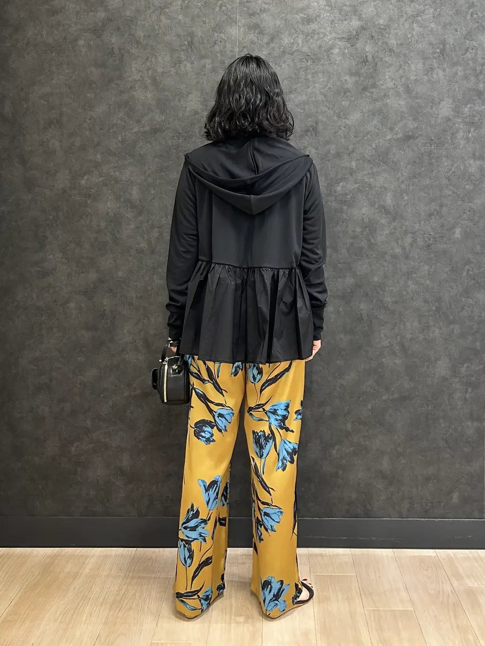 ONWARD CROSSET SELECT 鈴木 コーディネート画像