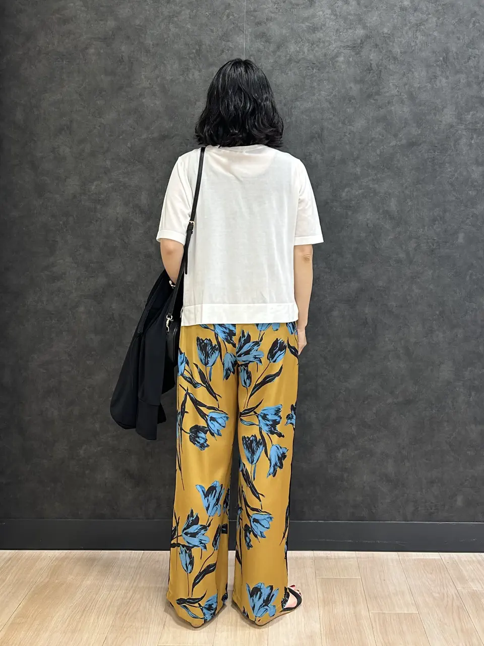 ONWARD CROSSET SELECT 鈴木 コーディネート画像