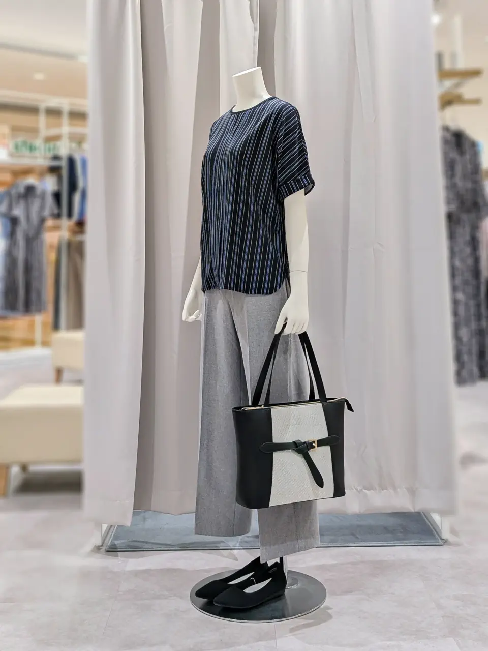 ONWARD CROSSET SELECT 岩田 コーディネート画像