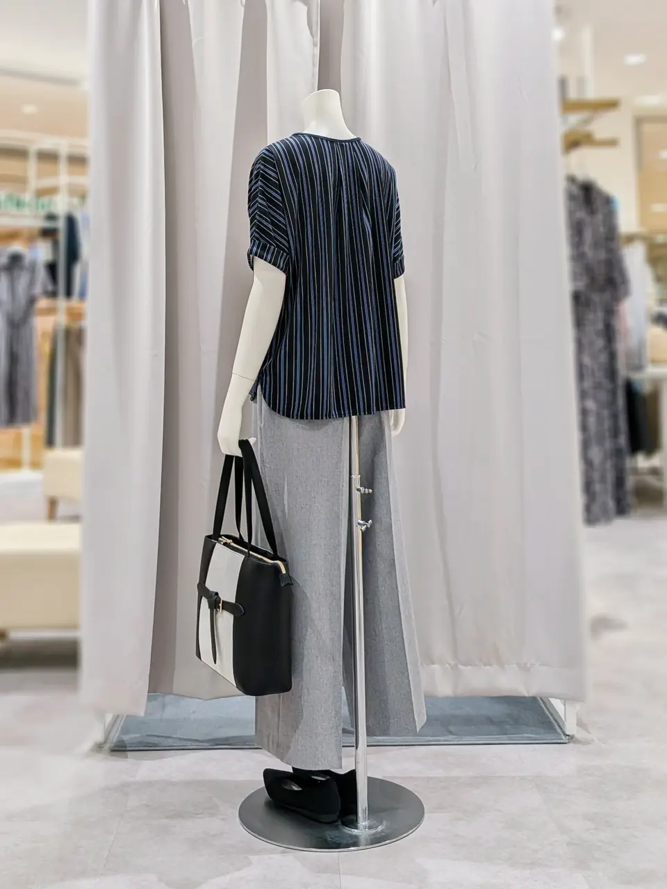 ONWARD CROSSET SELECT 岩田 コーディネート画像