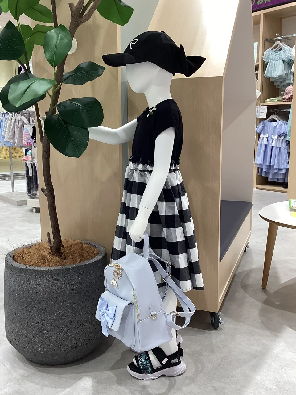 ONWARD CROSSET SELECT 山田 コーディネート画像
