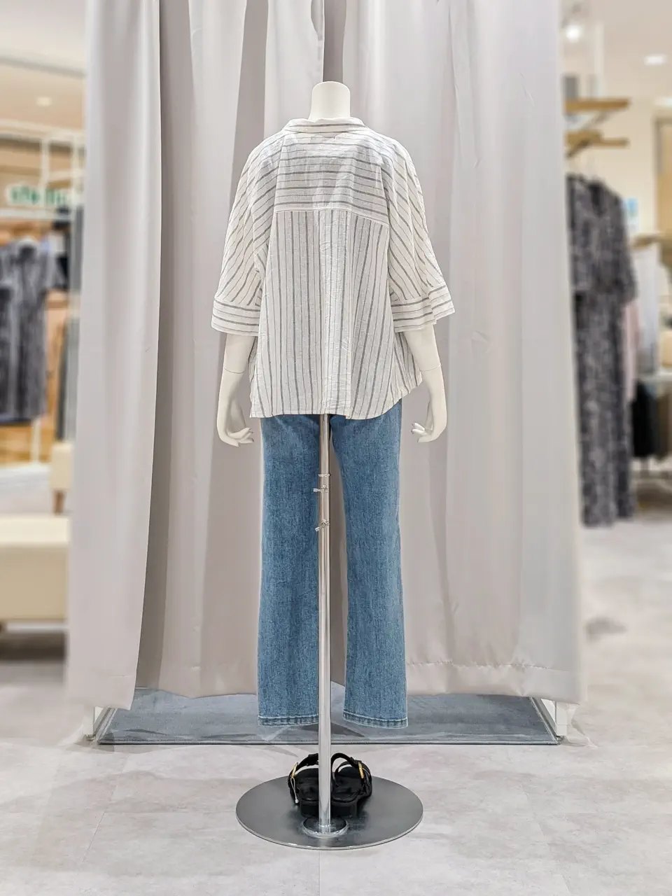 ONWARD CROSSET SELECT 岩田 コーディネート画像