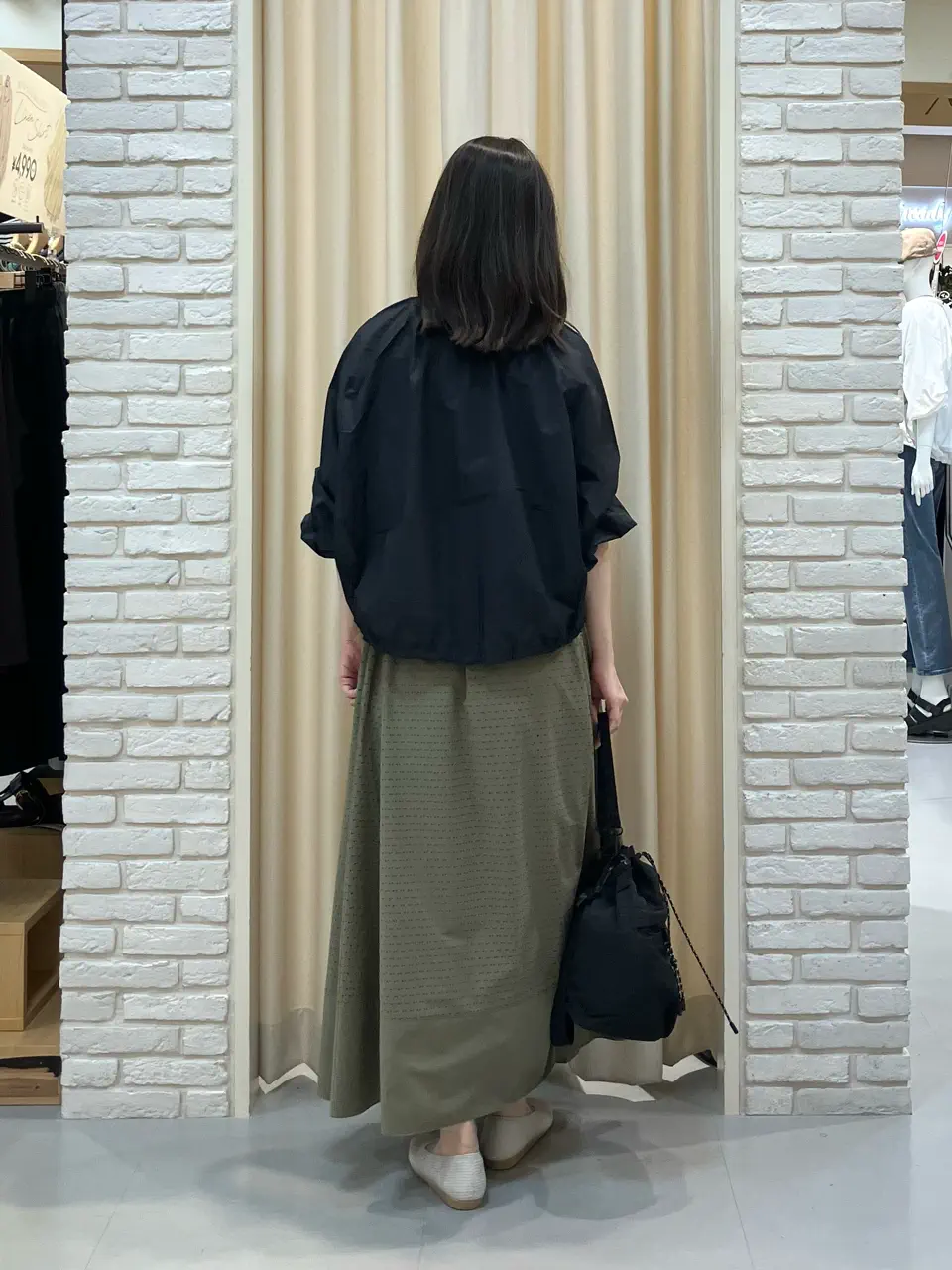 ONWARD CROSSET SELECT 檀 コーディネート画像
