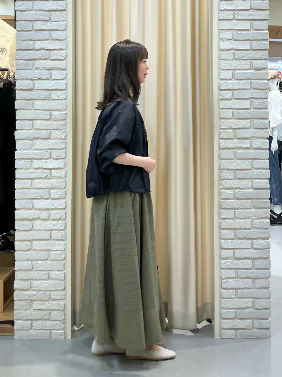 ONWARD CROSSET SELECT 檀 コーディネート画像
