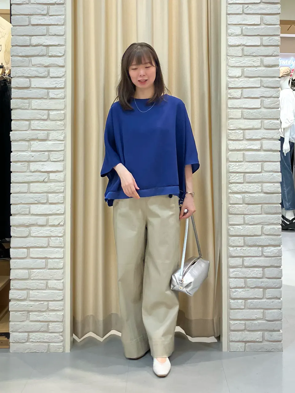 ONWARD CROSSET SELECT 檀 コーディネート画像