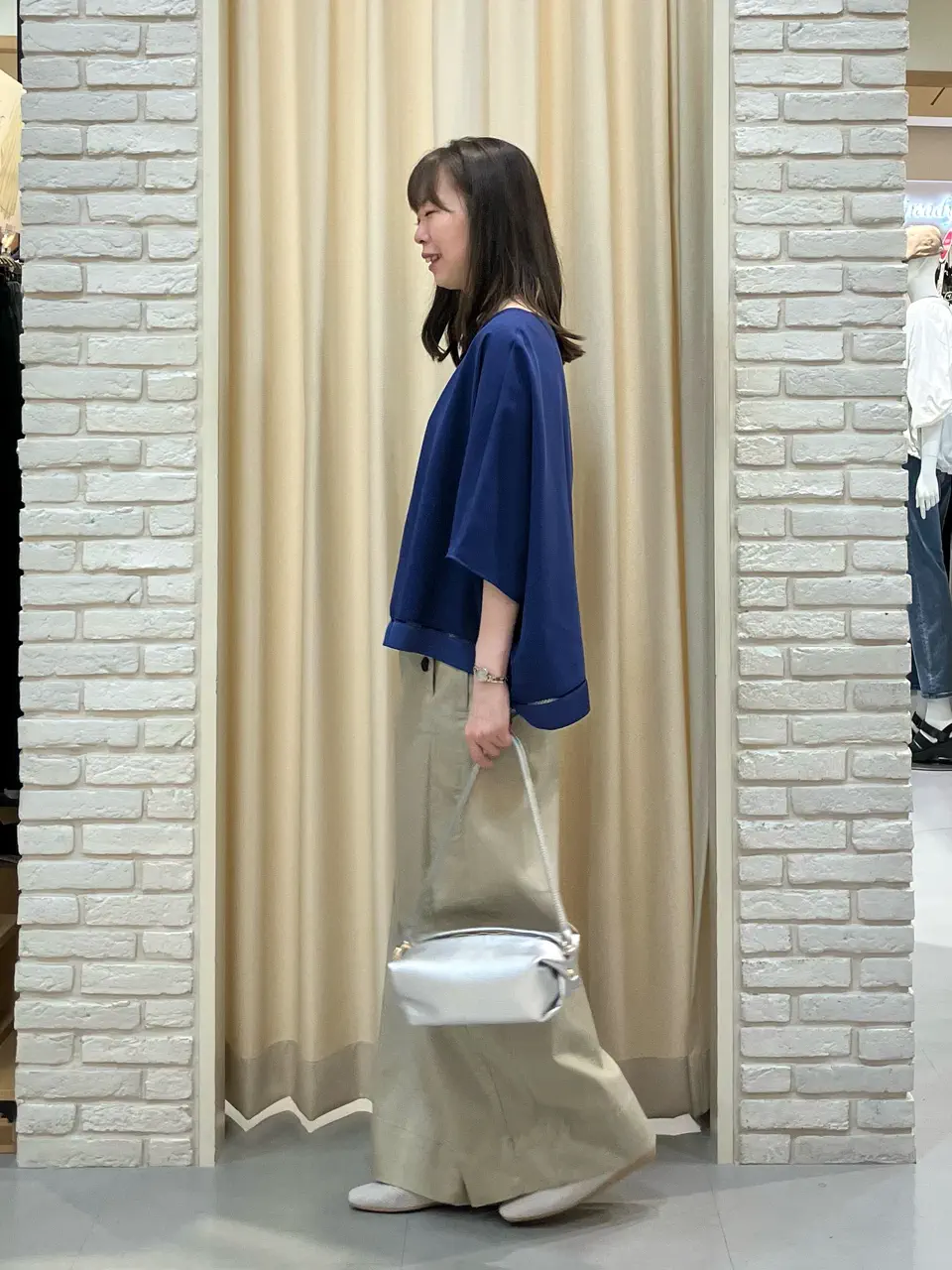 ONWARD CROSSET SELECT 檀 コーディネート画像