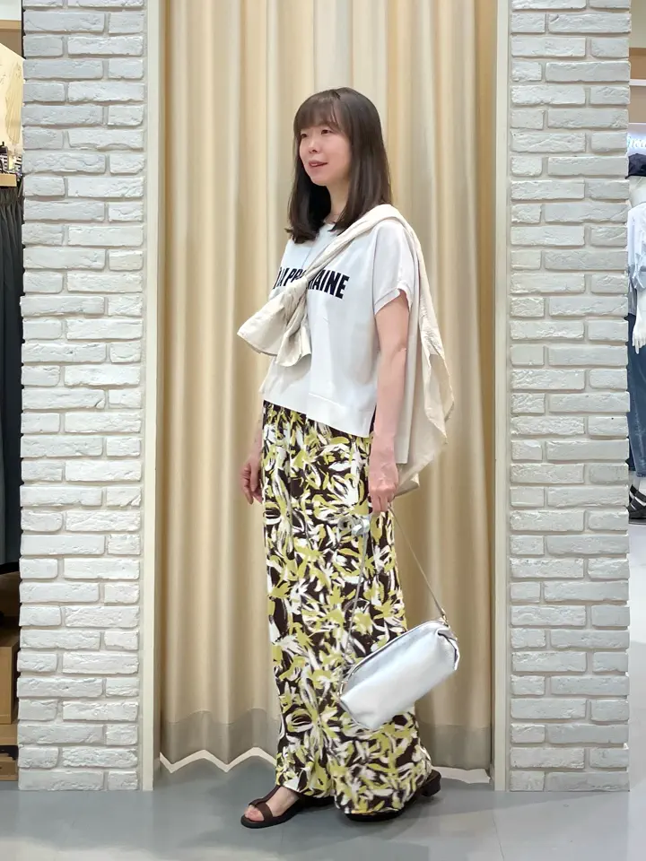 ONWARD CROSSET SELECT 檀 コーディネート画像