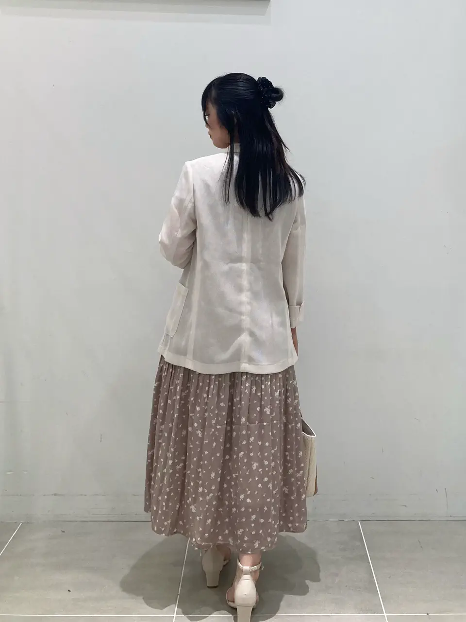 ONWARD CROSSET SELECT 鈴木 コーディネート画像