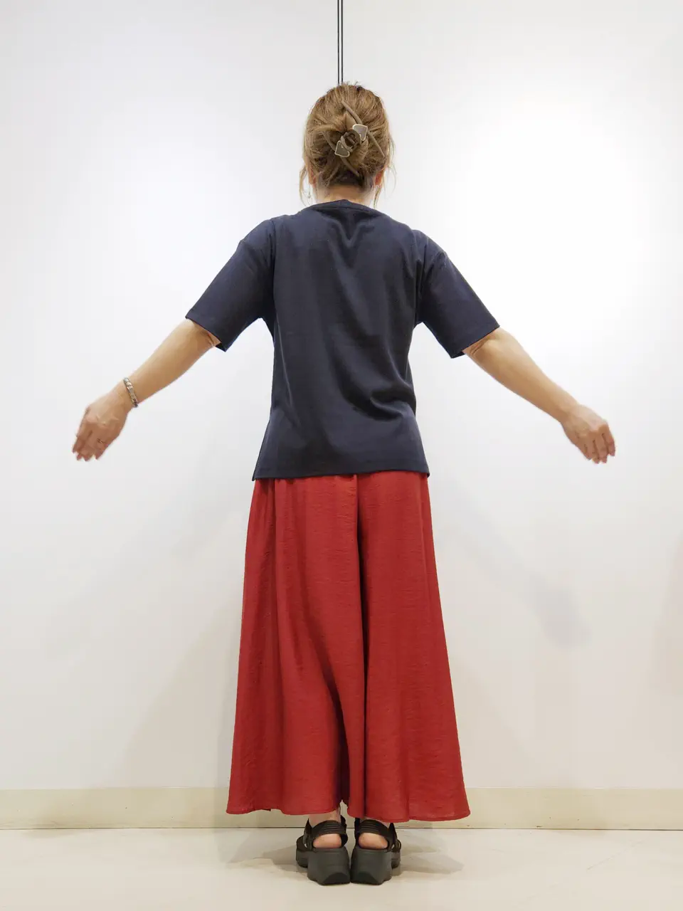 ONWARD CROSSET SELECT 中野 コーディネート画像