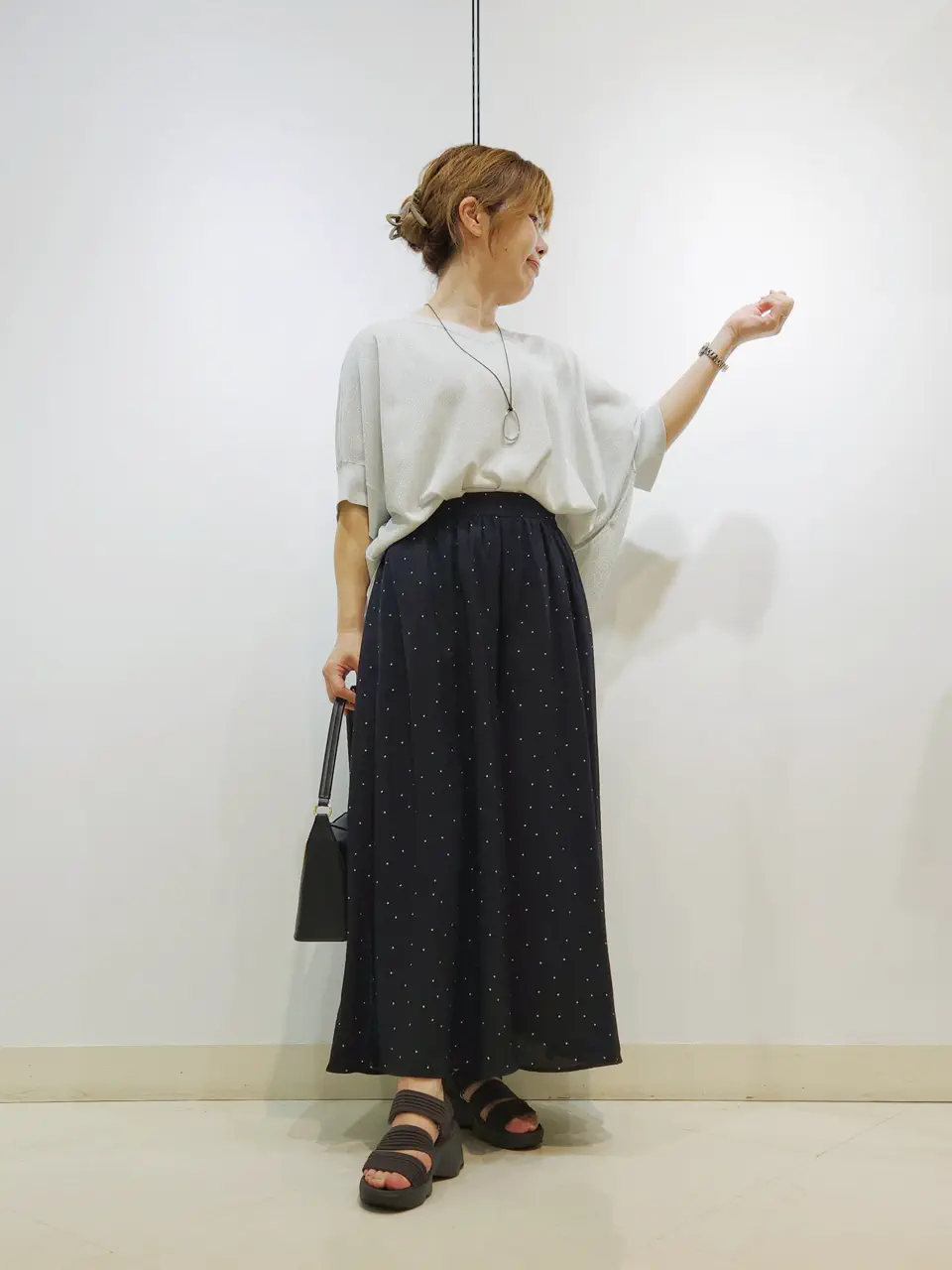 ONWARD CROSSET SELECT 中野 コーディネート画像