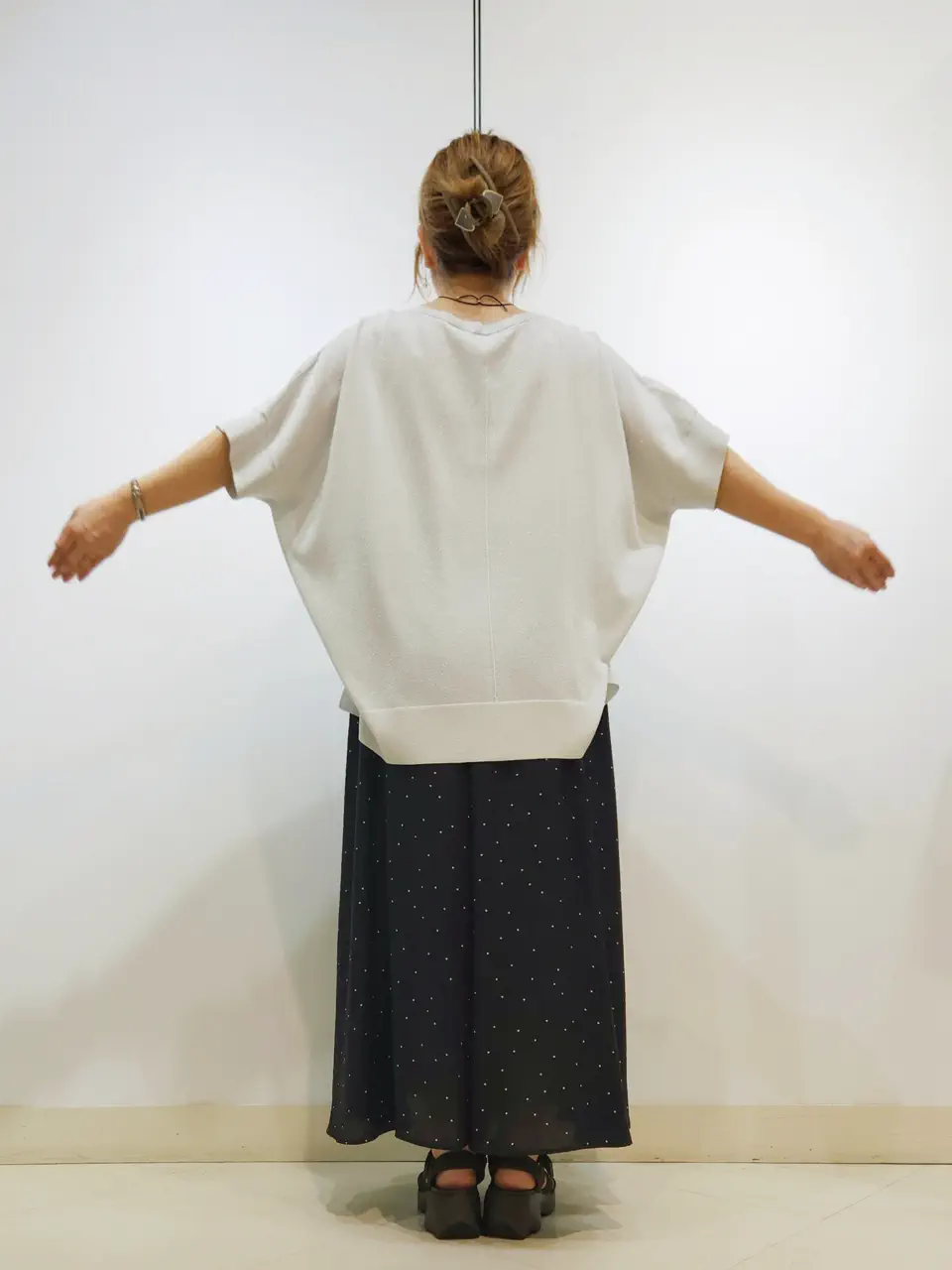 ONWARD CROSSET SELECT 中野 コーディネート画像