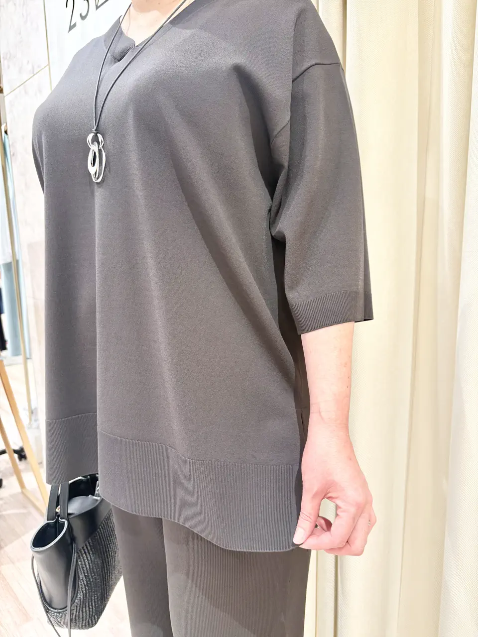 ONWARD CROSSET SELECT 佐藤 コーディネート画像