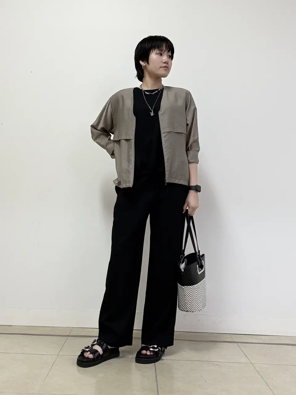 ONWARD CROSSET SELECT 吉里 コーディネート画像