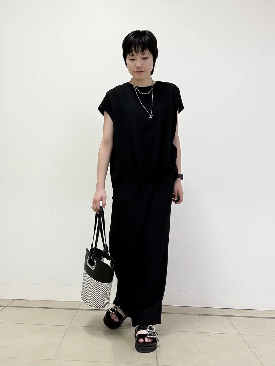 ONWARD CROSSET SELECT 吉里 コーディネート画像