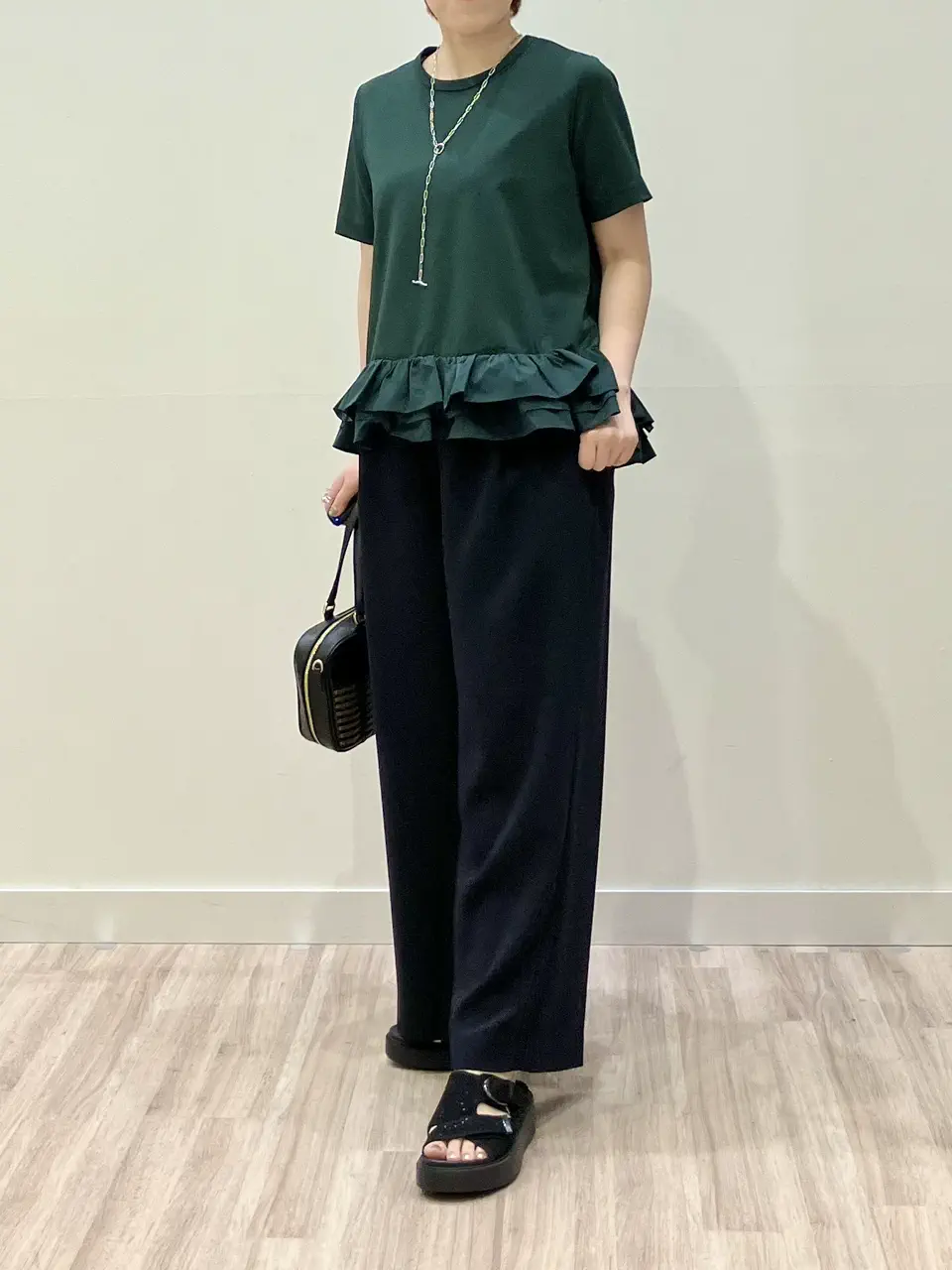 ONWARD CROSSET SELECT 河本 コーディネート画像