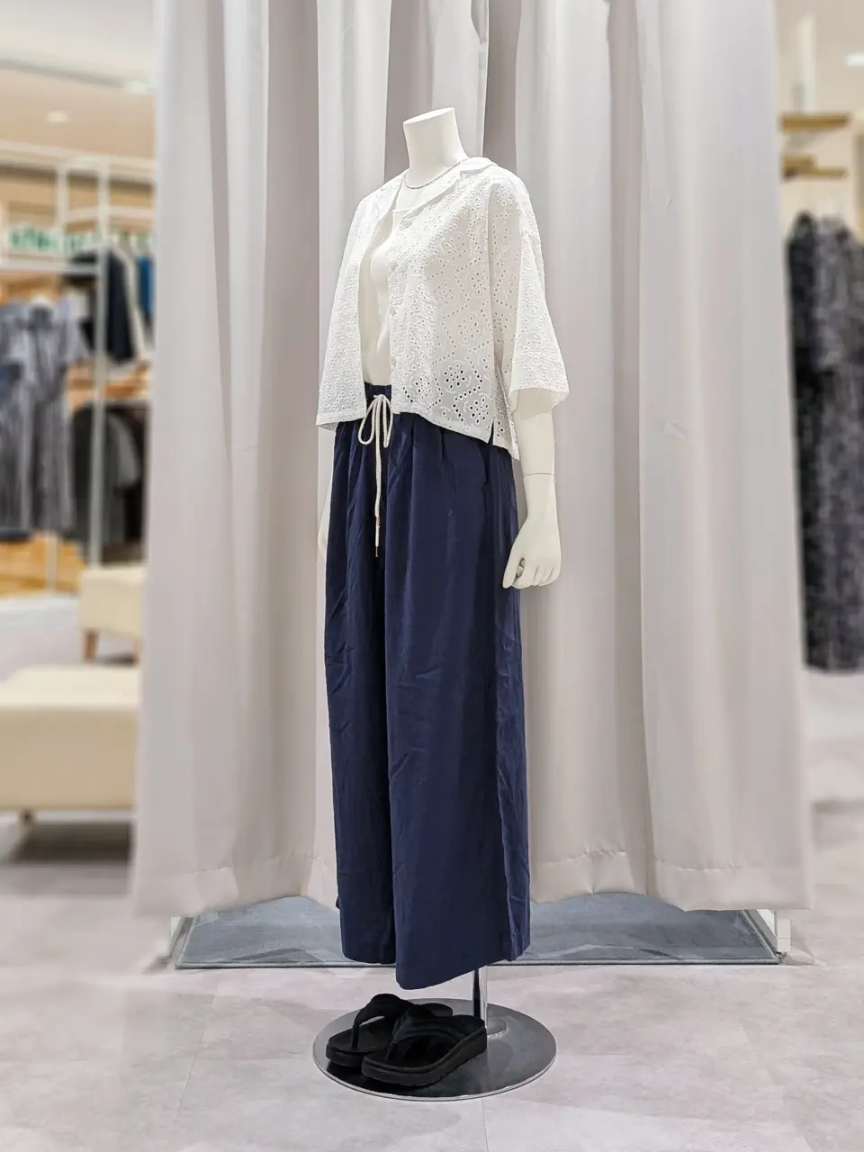 ONWARD CROSSET SELECT 岩田 コーディネート画像