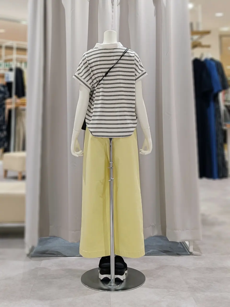ONWARD CROSSET SELECT 岩田 コーディネート画像