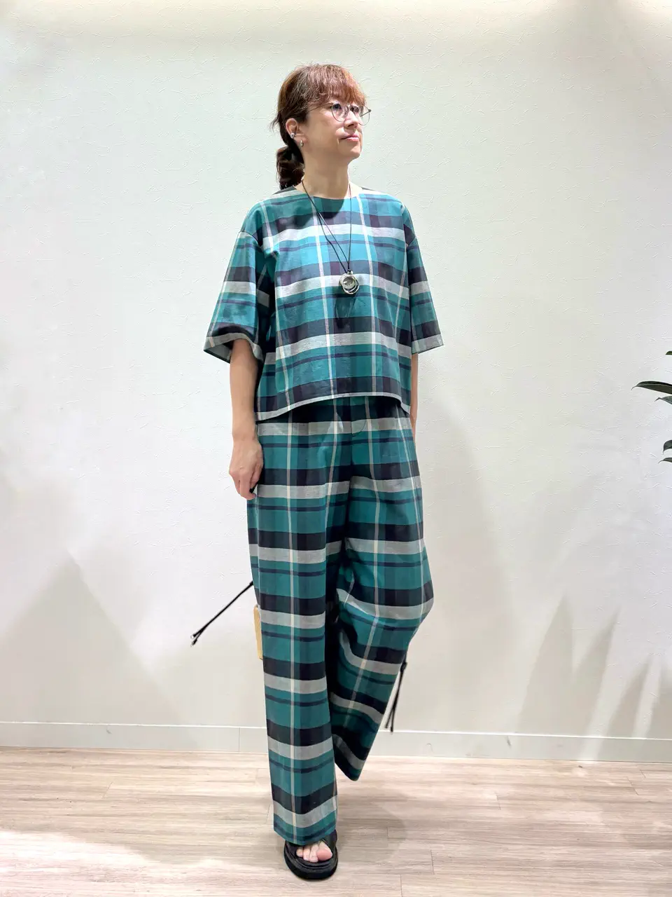 ONWARD CROSSET SELECT 照木 コーディネート画像