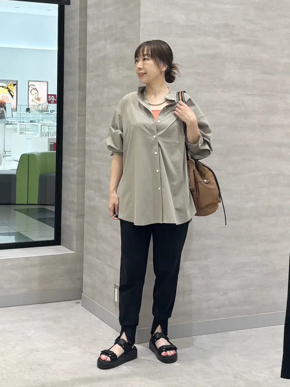  SAKAI コーディネート画像